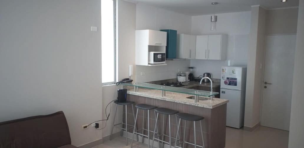 Departamento Tempu - Piura Appartement Buitenkant foto